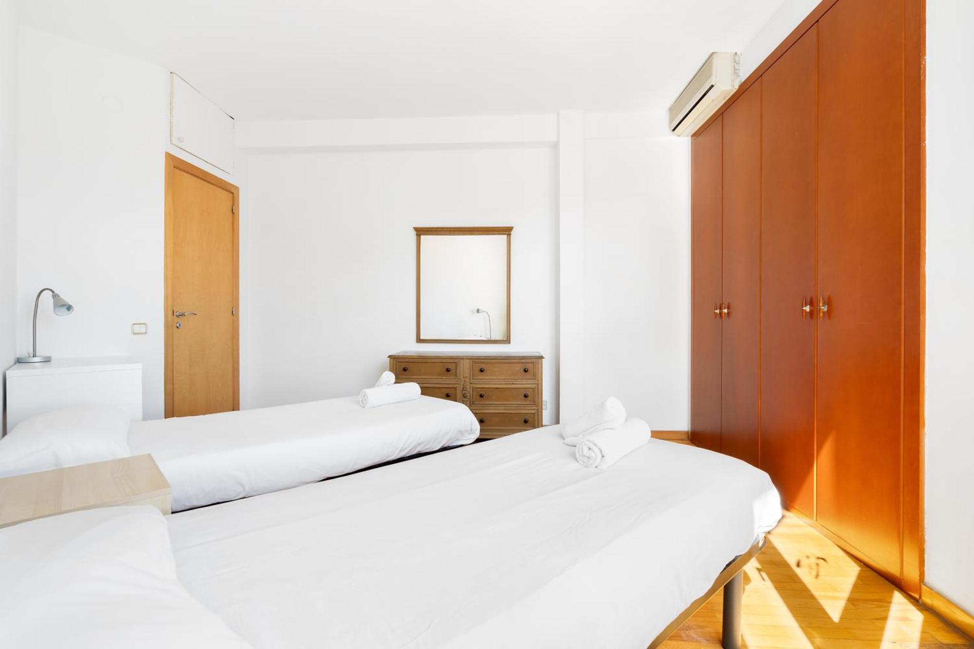 Stylish 4br View Near Sagrada Familia Apartamento